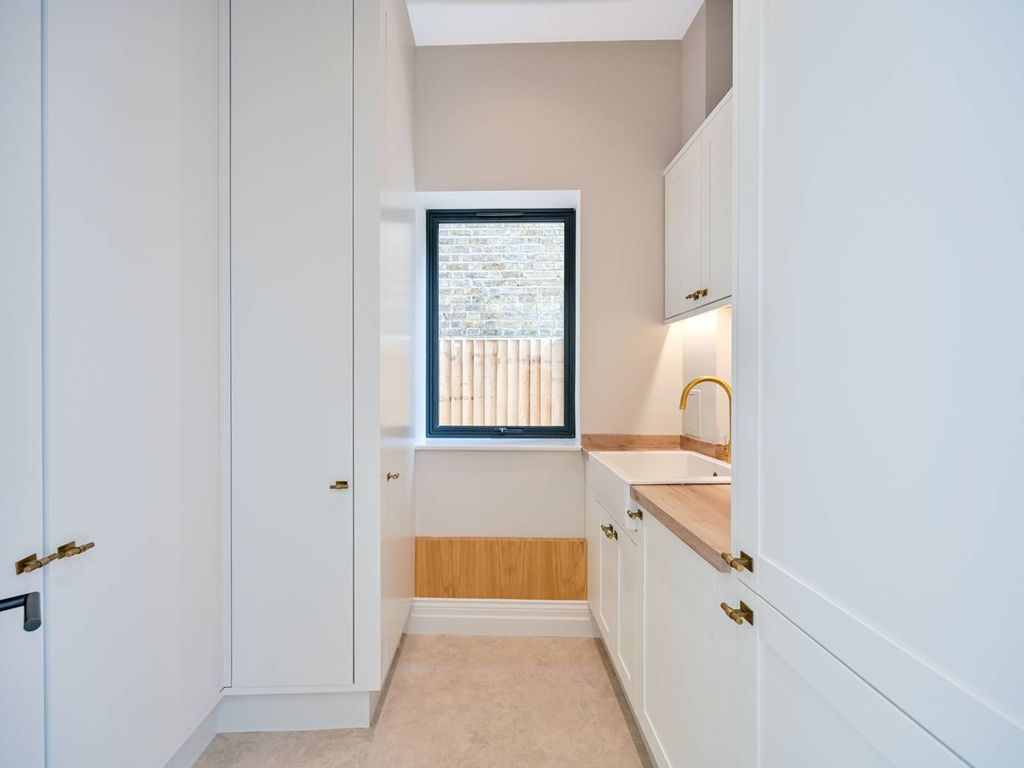 New home, 4 bed end terrace house for sale in Thetford Road, New Malden