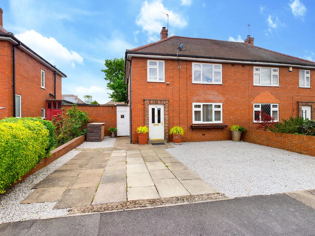 3 bed semidetached house for sale in Lakeen Road, Doncaster DN2 Zoopla