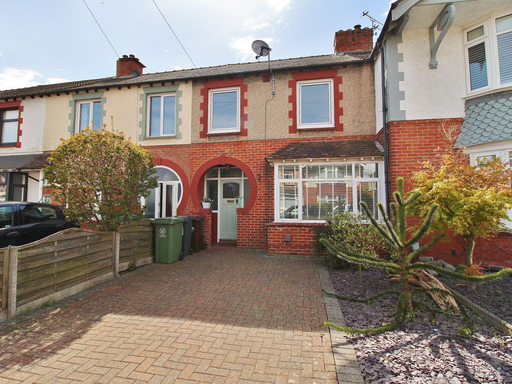 3 bed terraced house for sale in Chatsworth Avenue, Cosham, Portsmouth