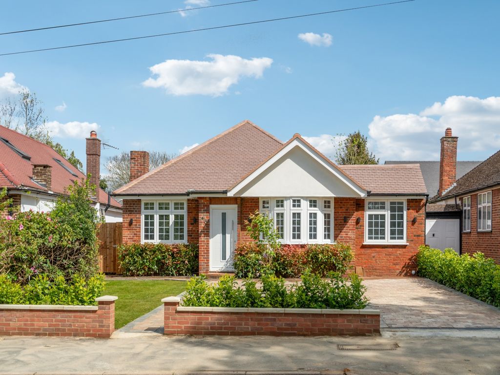 5 bed bungalow for sale in Cheney Street, Pinner HA5, £1,100,000 Zoopla
