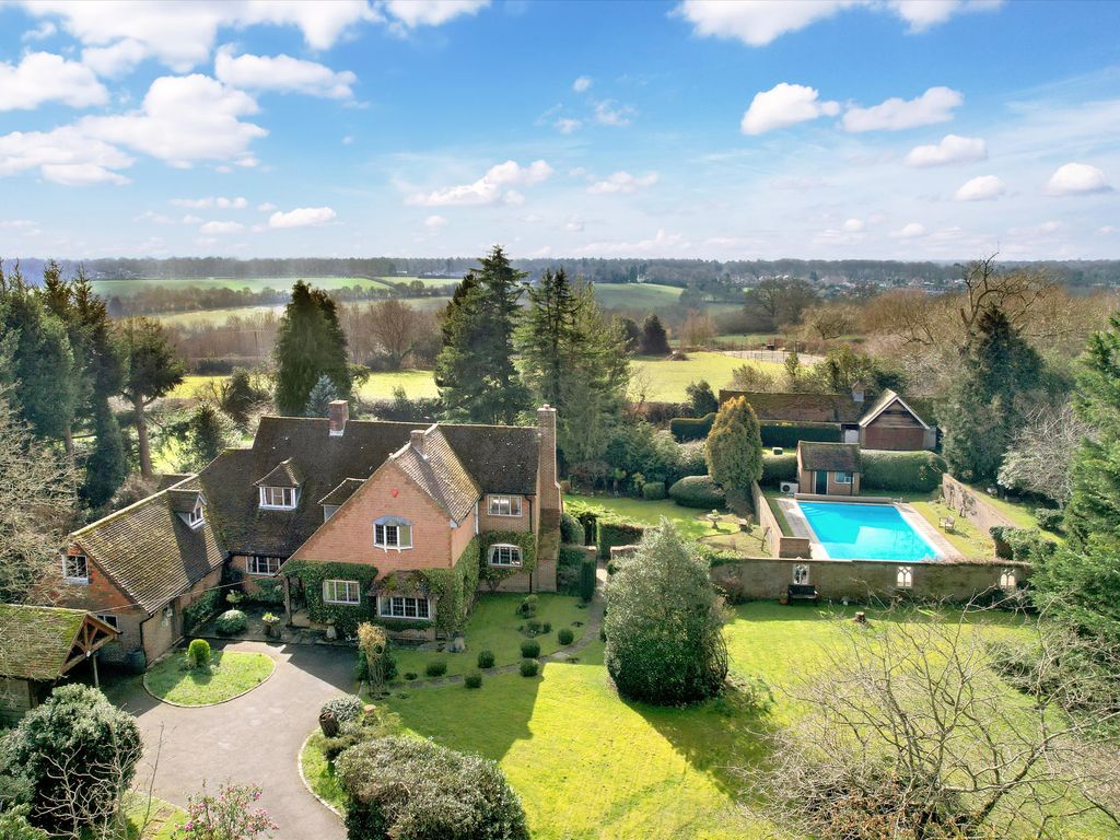 5 bed detached house for sale in Green End Road, Radnage, High