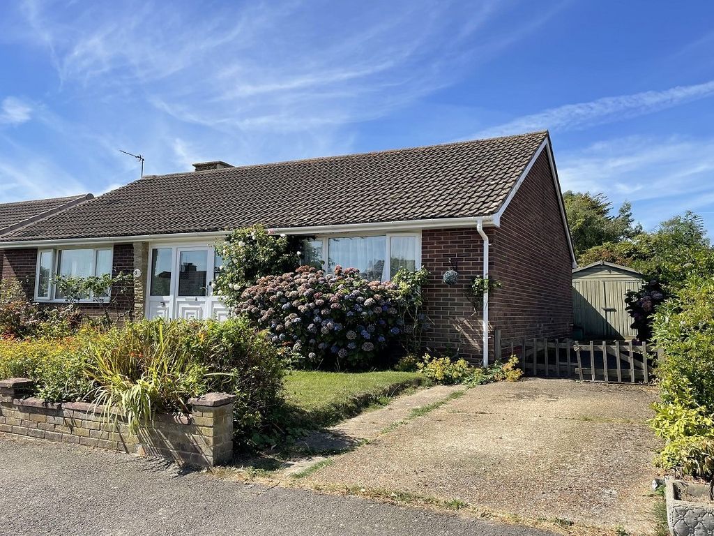 2 bed bungalow for sale in Oast House Road, Icklesham, Winchelsea, East