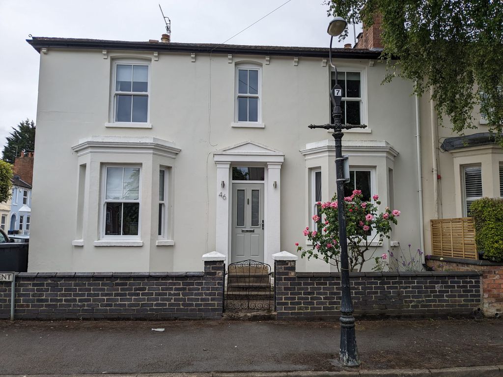 3 bed end terrace house for sale in St. Marys Crescent, Leamington Spa