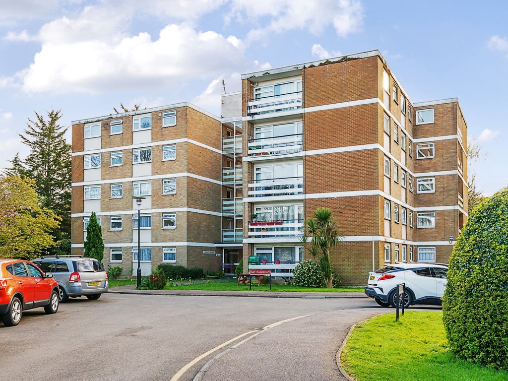 1 bed flat for sale in Shirley Heights, Shirley Road, Wallington