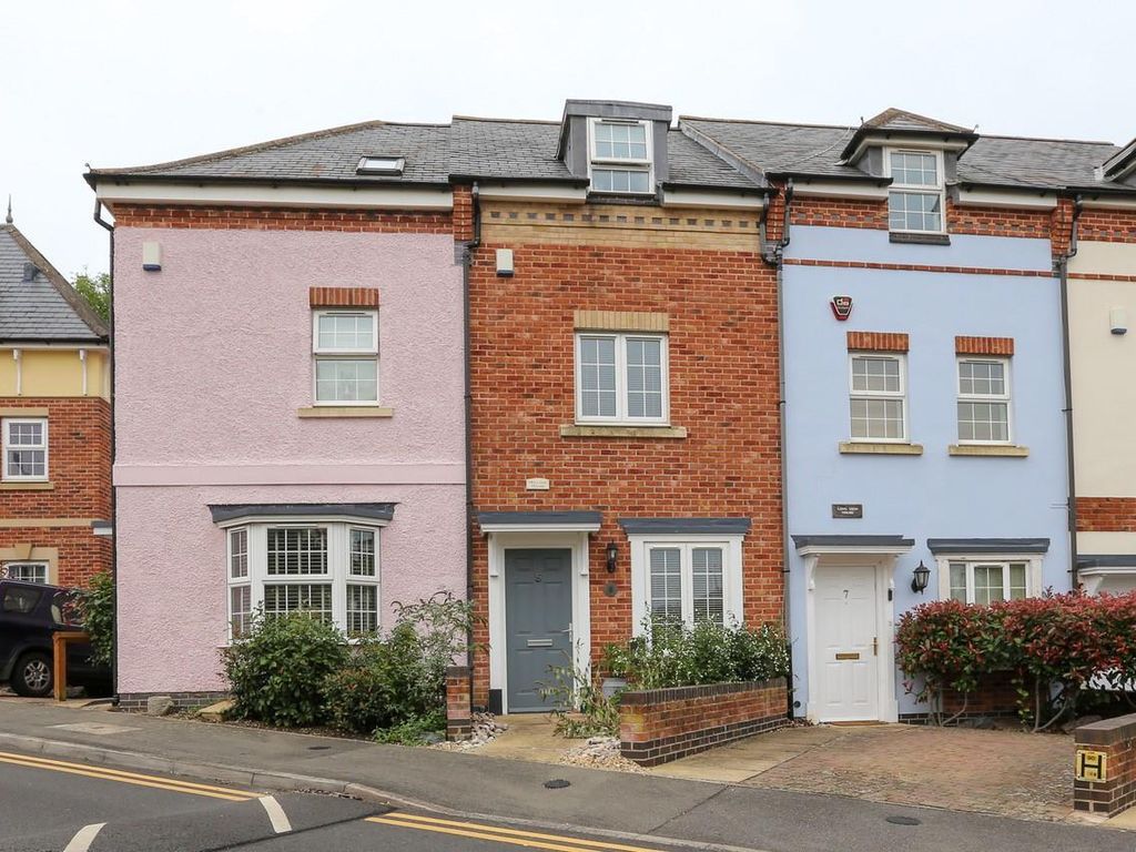 3 bed town house to rent in Isabel Lane, Kibworth Beauchamp, Leicester