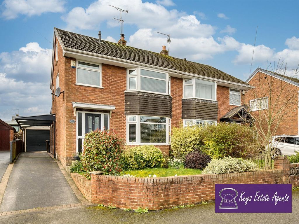 3 bed semidetached house for sale in Chapel Street, Forsbrook, Stoke