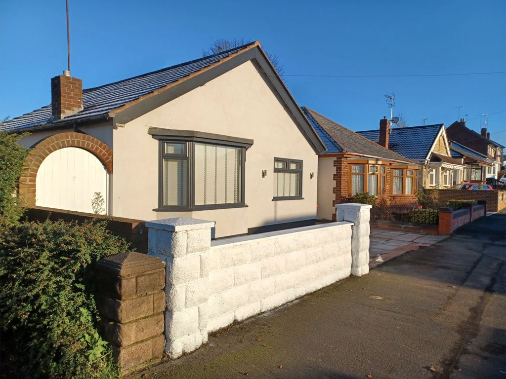 2 bed detached bungalow for sale in Rounds Road, Bilston WV14, £229,950