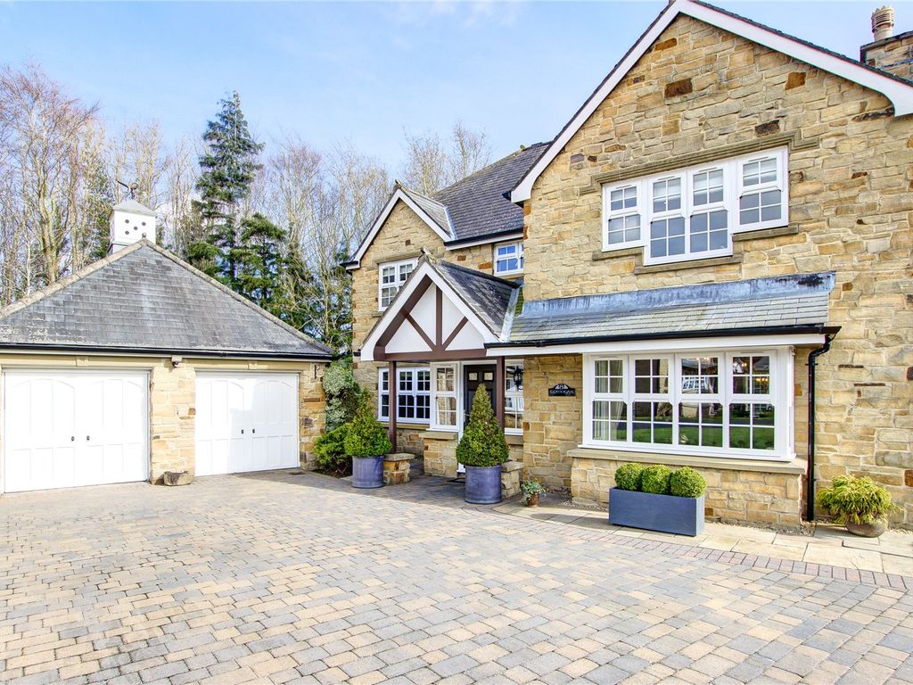 4 bed detached house for sale in Southgate Wood, Morpeth