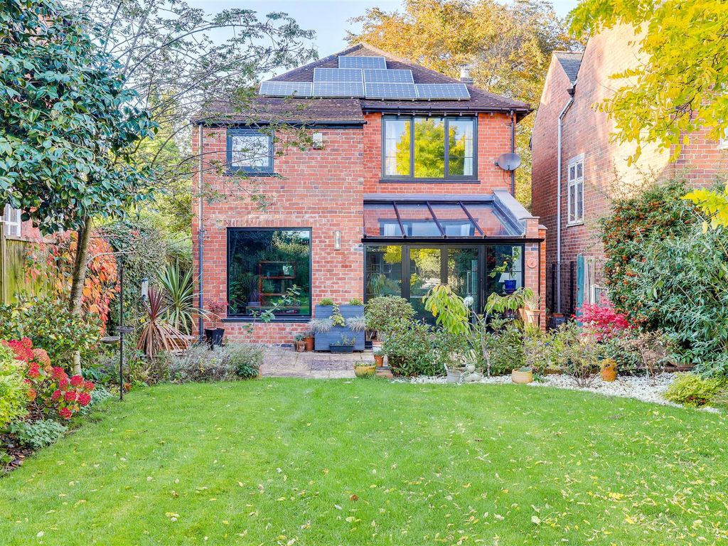 4 bed detached house for sale in Derby Road, Lenton, Nottinghamshire