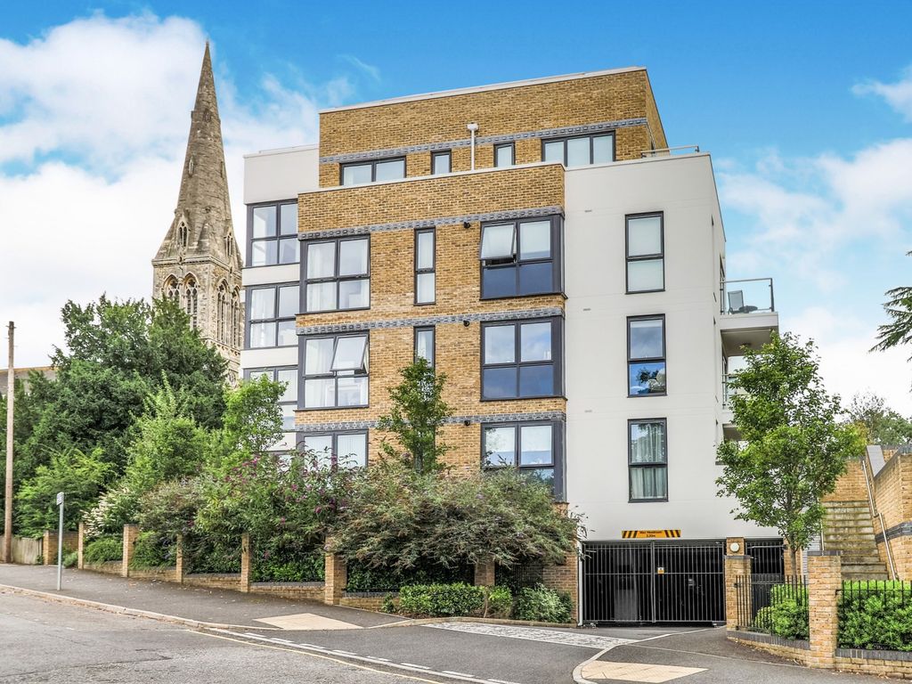 2 bed property to rent in St Marks Court, Church Hill Road, Surbiton