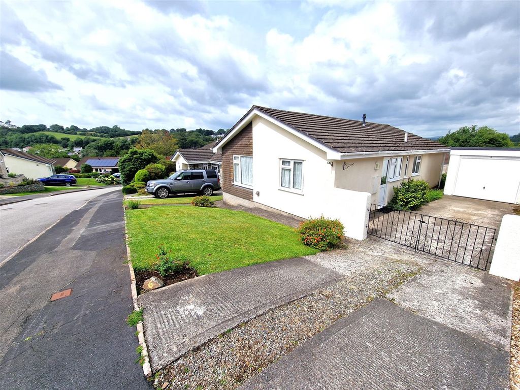 3 bed detached bungalow for sale in Campion Rise, Tavistock PL19 Zoopla
