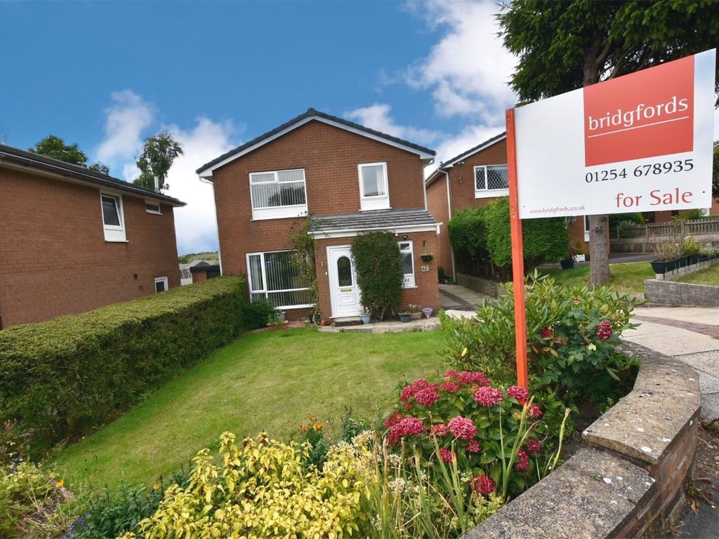 3 bed detached house for sale in Calgary Avenue, Lammack, Blackburn