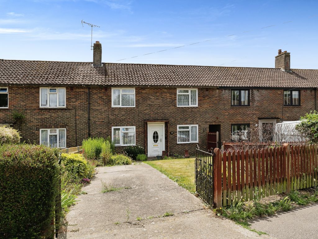 3 bed terraced house for sale in Coombe Hill, Billingshurst RH14, £