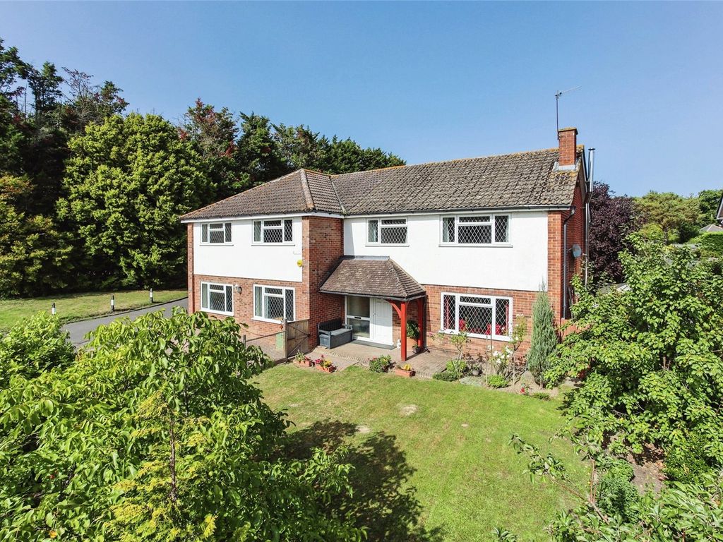 6 bed detached house for sale in Rutherford Way, Tonbridge, Kent TN10