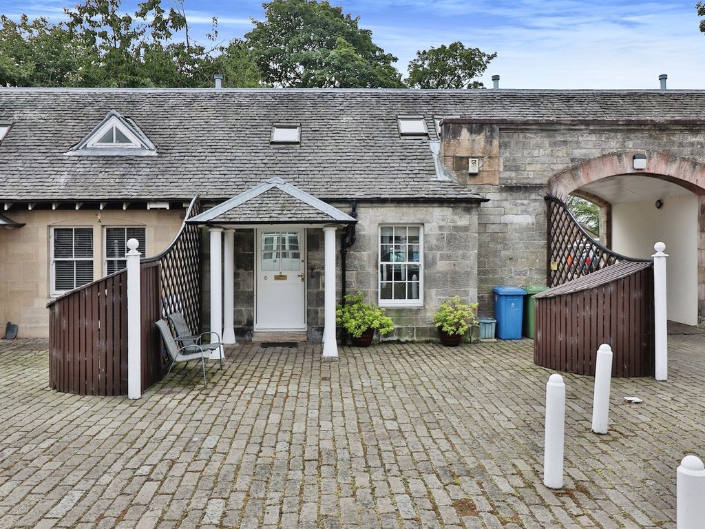 1 bed terraced house for sale in Tower Square, Alloa FK10, £126,500