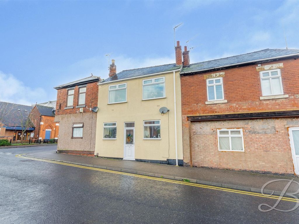 4 bed terraced house for sale in Victoria Street, Mansfield NG18 Zoopla