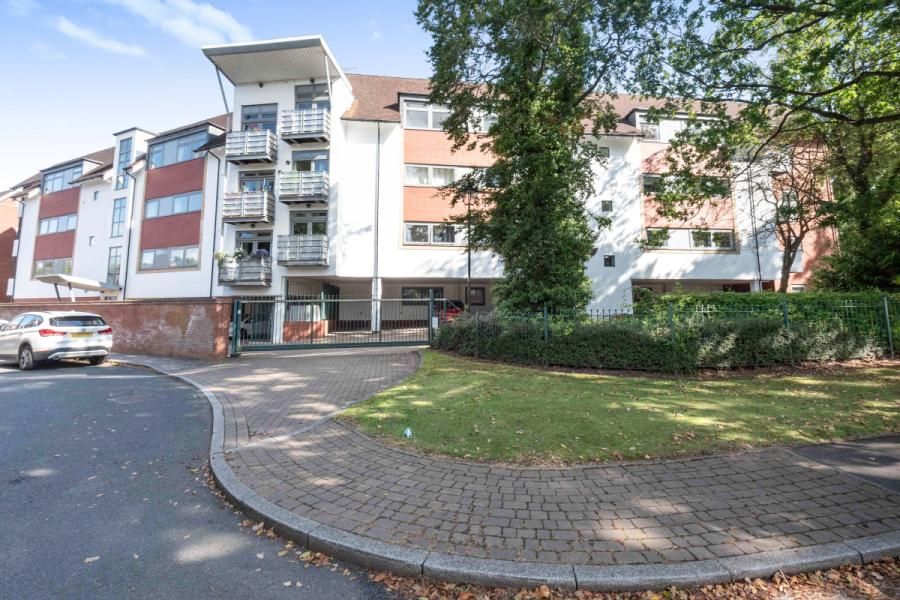 Woodbrooke Grove, Northfield, Birmingham B31  