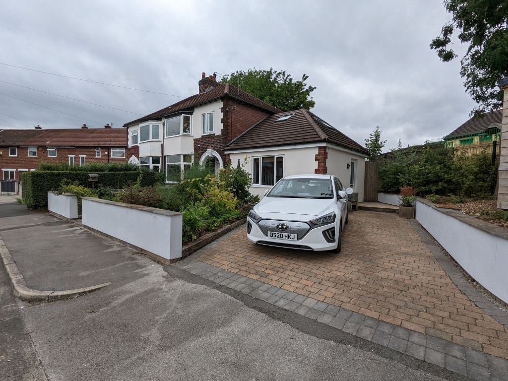 4 bed semidetached house for sale in Chorlton Grove, Stockport SK1, £