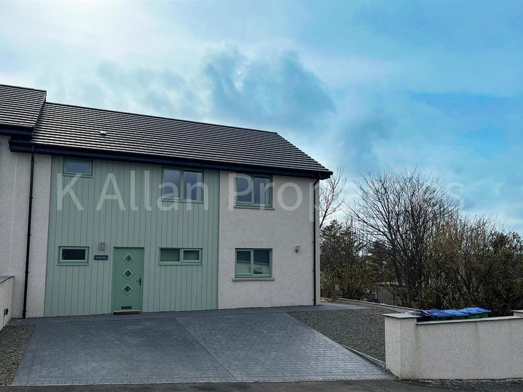 3 bed semidetached house for sale in Aurora, Upper Crantit Road