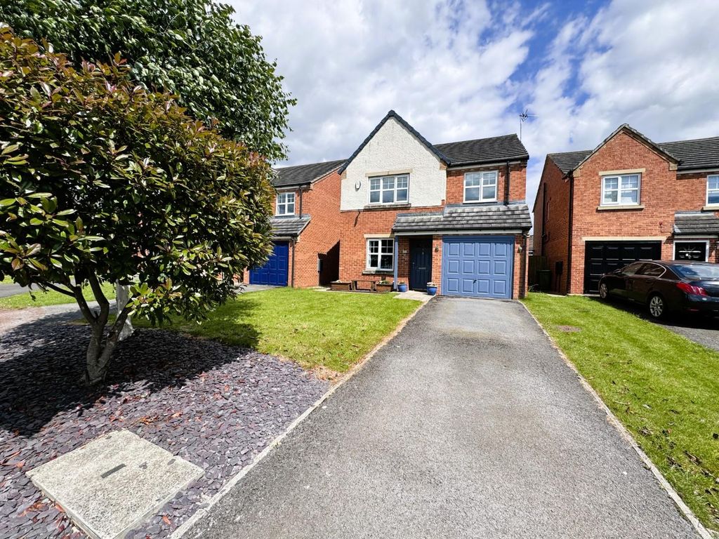 4 bed detached house for sale in Hunters Green, Eaglescliffe, StocktonOnTees TS16, £279,995