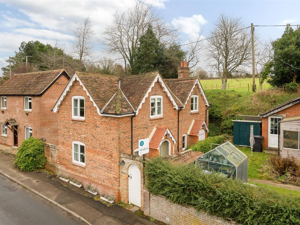 2 bed detached house for sale in High Street, Easterton, Devizes SN10