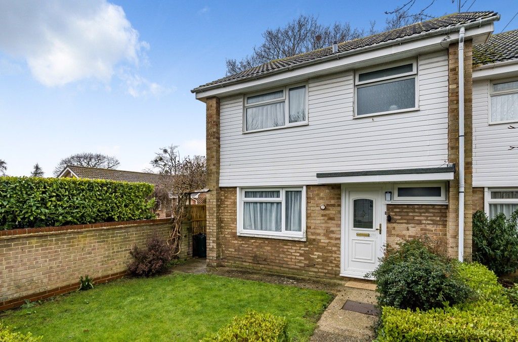 3 bed end terrace house for sale in Markway Close, Emsworth, Hampshire