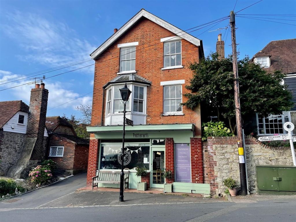 3 bed detached house for sale in Church Hill, Plaxtol, Sevenoaks TN15