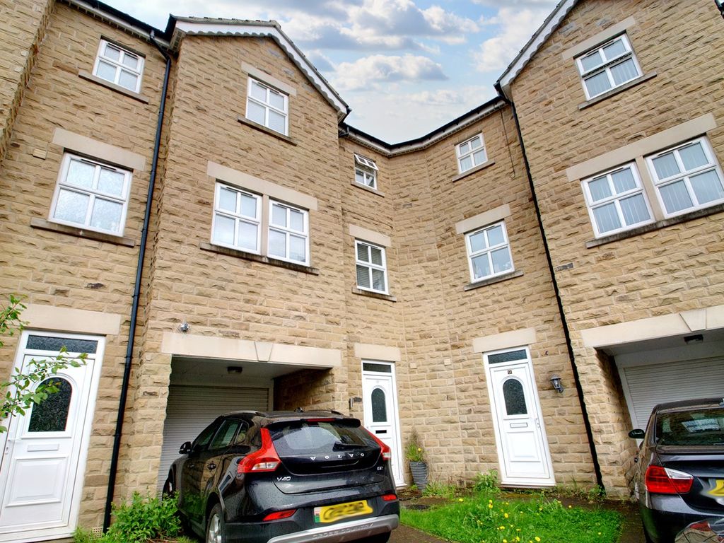 3 bed terraced house for sale in Oakwood Mews, Soothill, Batley WF17