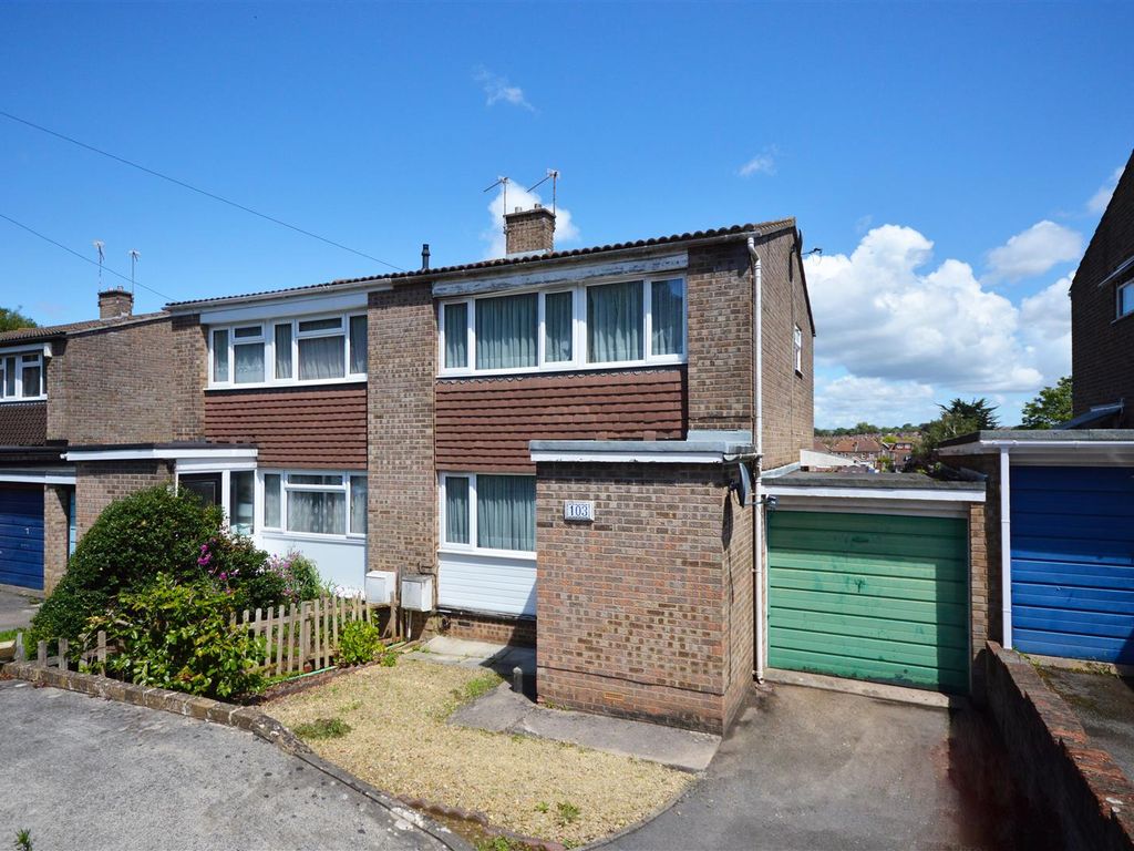 3 bed property for sale in Queensdown Gardens, Brislington, Bristol BS4