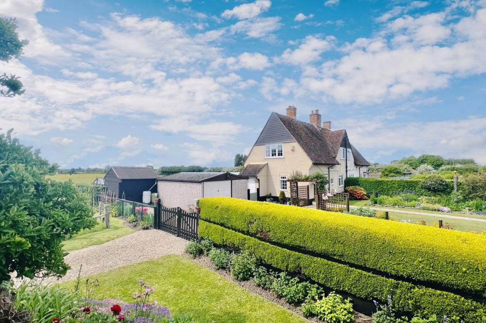 3 bed semidetached house for sale in Crow, Ringwood BH24 Zoopla