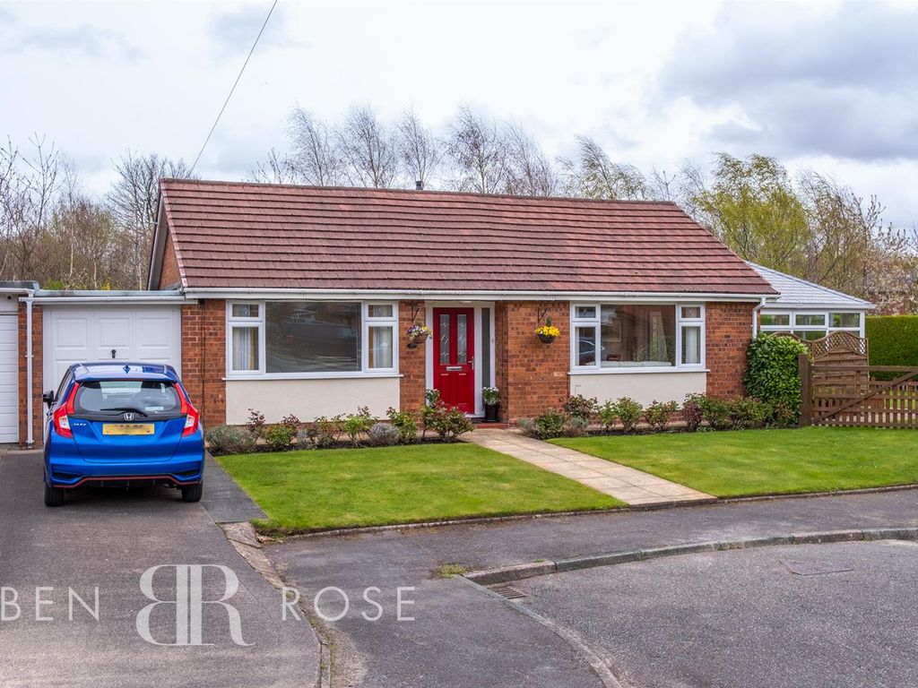 2 bed detached bungalow for sale in The Grove, Chorley PR7 Zoopla