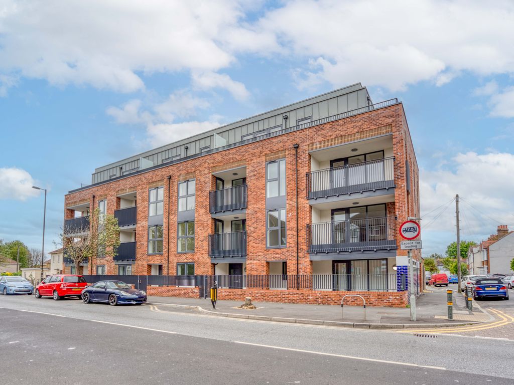 260 Church Rd, Mitcham CR4  