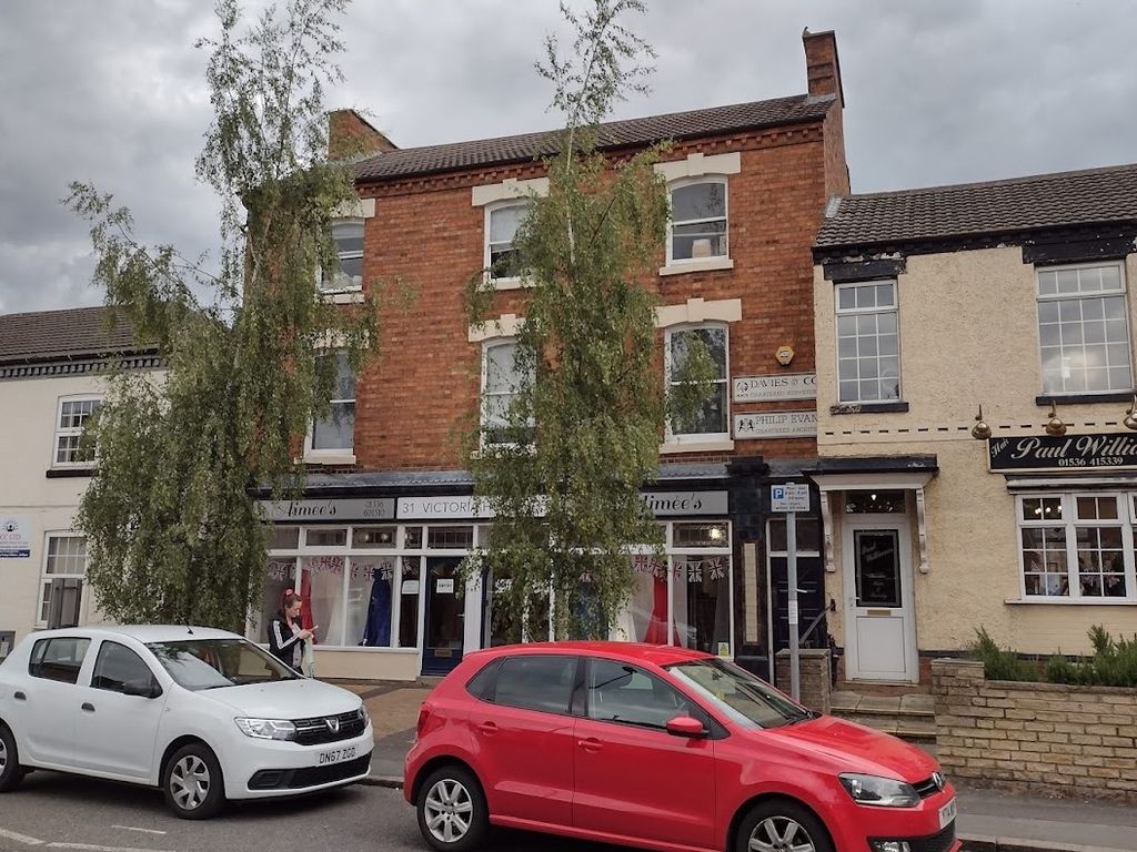 Victoria Street, Kettering NN16  