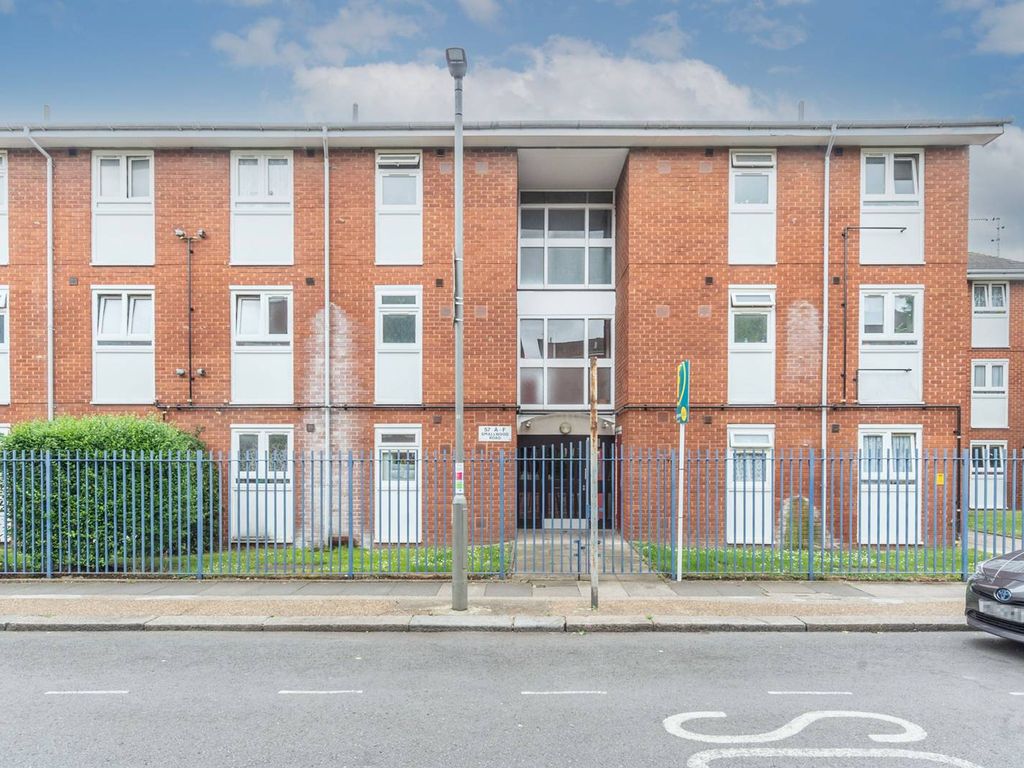 Smallwood Road, Tooting, London SW17  