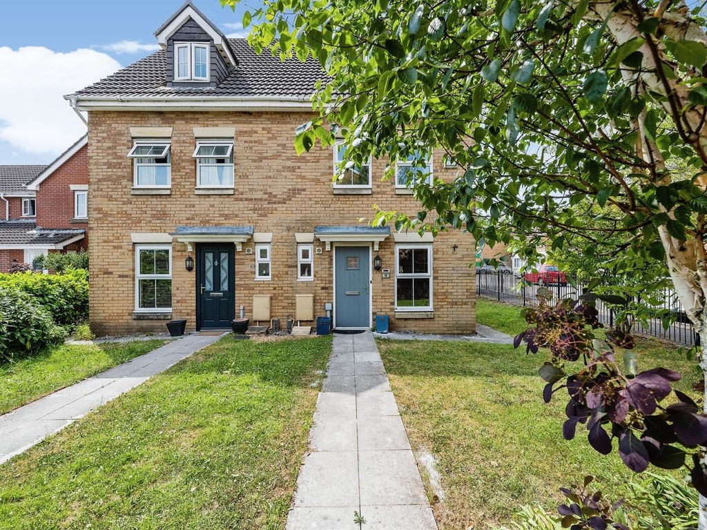 3 bed semidetached house for sale in Maes Y Wawr, Birchgrove, Swansea