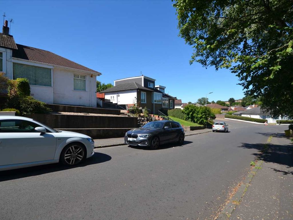 2 bed semidetached bungalow for sale in Kingsheath Avenue, Rutherglen