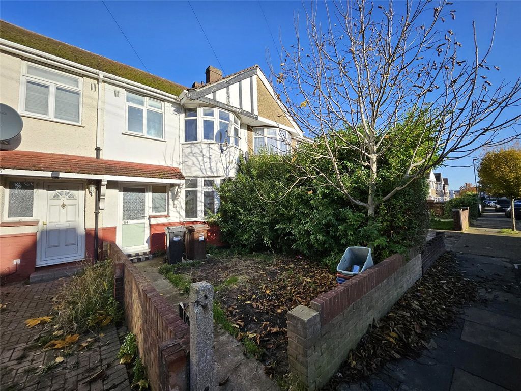 3 bed terraced house for sale in Rochester Avenue, Feltham, Greater