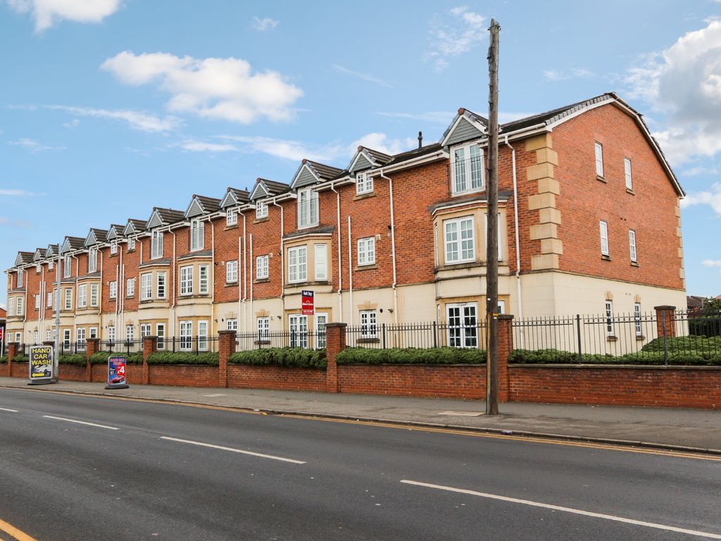 2 bed flat for sale in Glenmuir Close, Irlam, Manchester M44 Zoopla