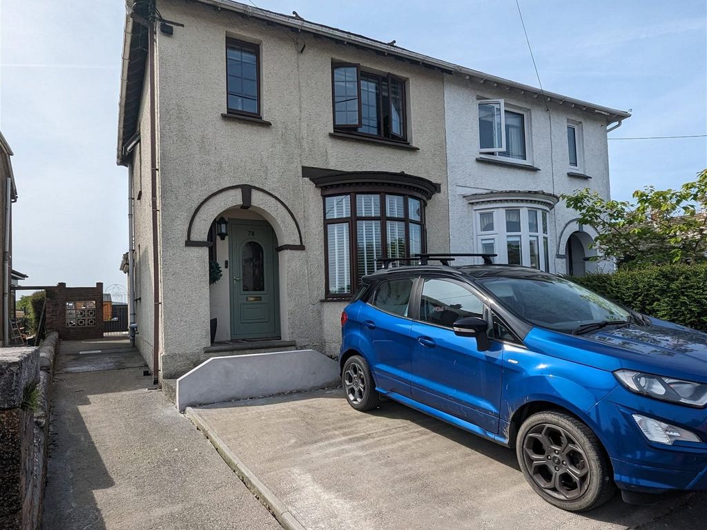 3 bed semidetached house for sale in Penygroes Road, Blaenau SA18, £