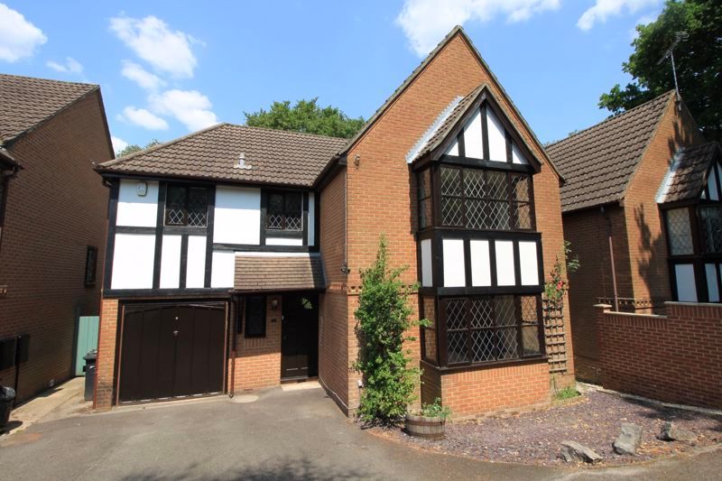4 bed detached house for sale in Chalice Court, Upper Northam Road