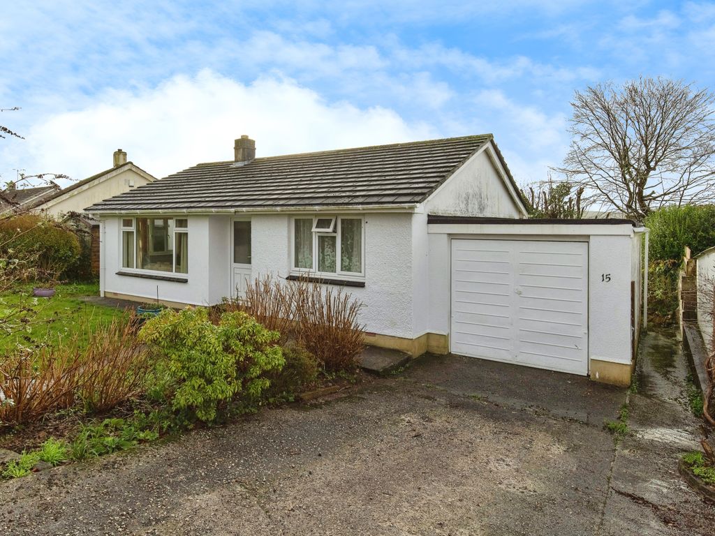 2 bed bungalow for sale in Browning Drive, Bodmin, Cornwall PL31, £