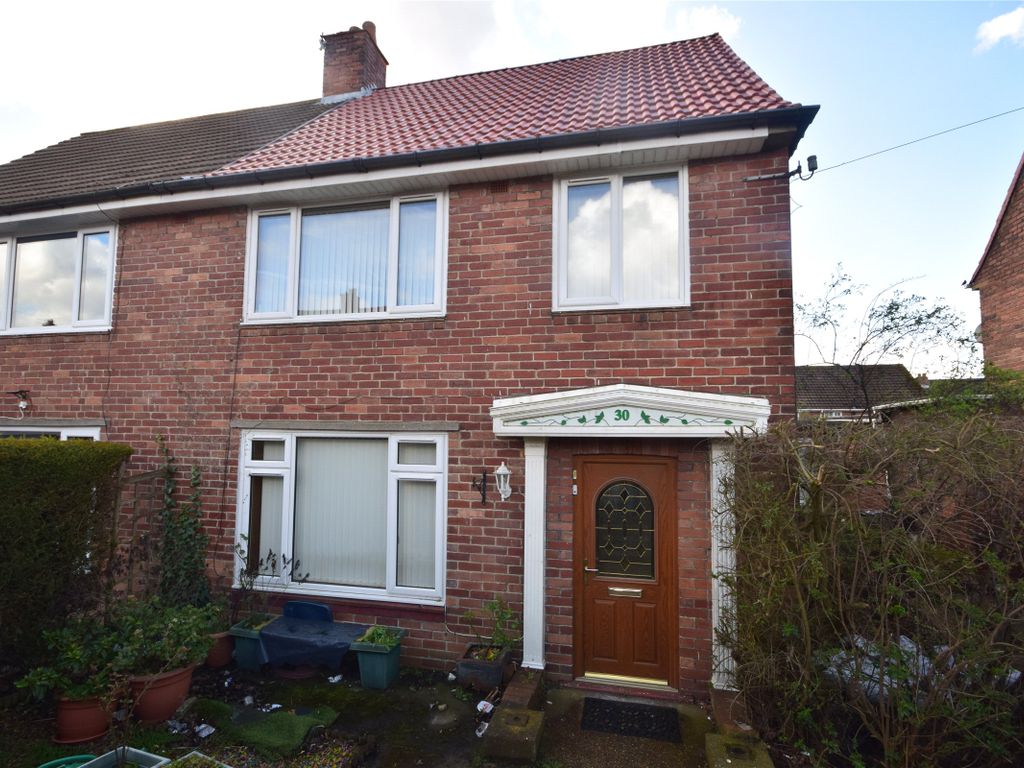 3 bed semidetached house for sale in Southmead Avenue, Cowgate
