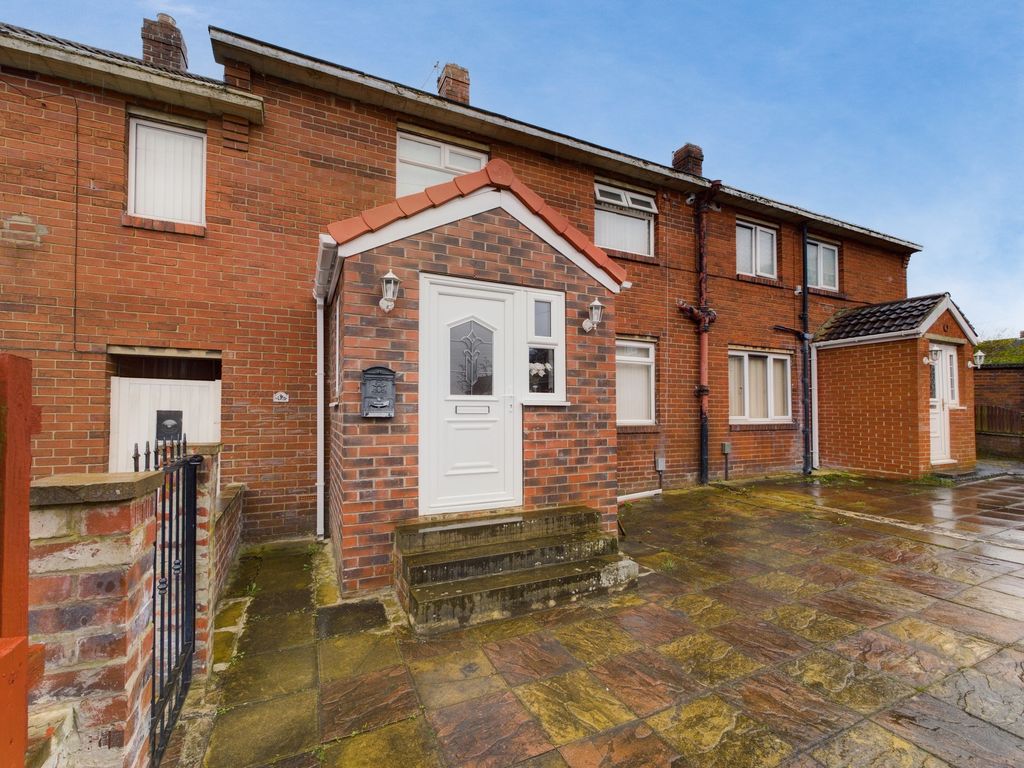 2 bed terraced house for sale in Woodside Crescent, Batley WF17 Zoopla