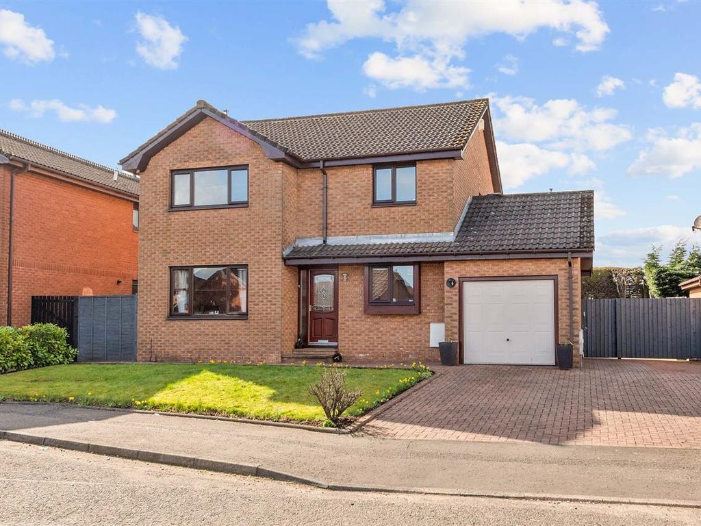4 bed detached house for sale in Beaumont Drive, Carron, Falkirk FK2