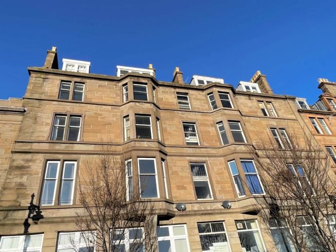 2 bed flat to rent in Tayview Appartments, Dock Street, Dundee DD1, £