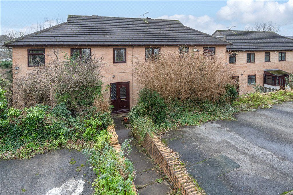 3 bed terraced house for sale in Southcliffe Drive, Baildon, West
