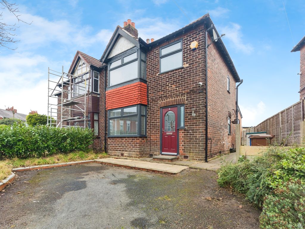 3 bed semidetached house for sale in Windermere Road, Heaviley