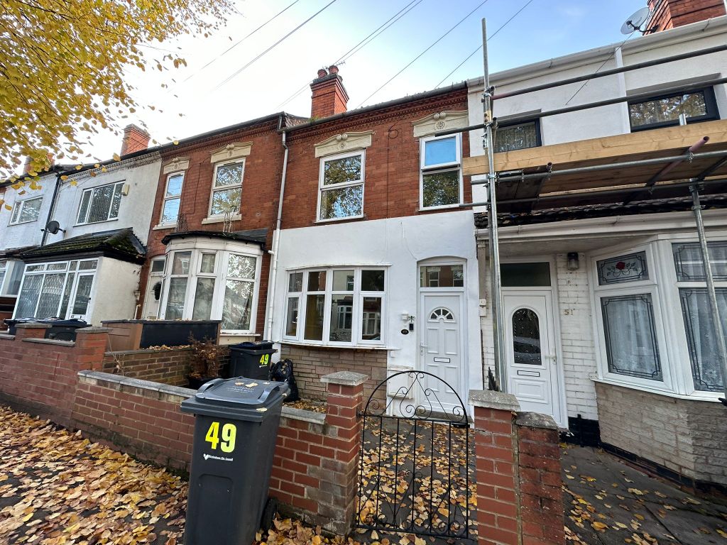 3 bed terraced house to rent in Geraldine Road, Birmingham B25, £1,100