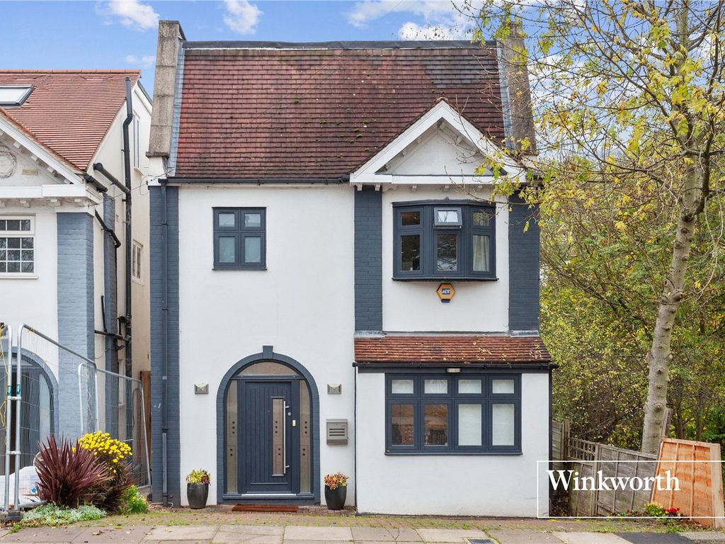 Broughton Avenue, Finchley, London N3  