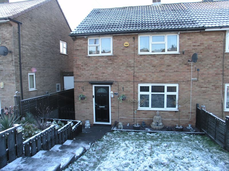 3 bed semidetached house for sale in Cromwell Close, Rowley Regis B65